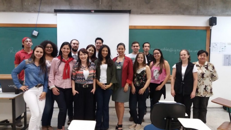 Palestra sobre acelera��o e investimento anjo na Semana de Secretariado Executivo da UEL