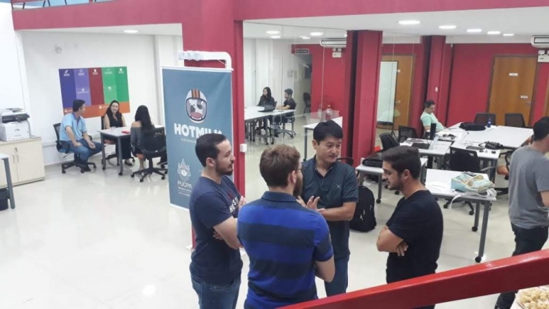 Bate-papo com investidores na Hotmilk Londrina
